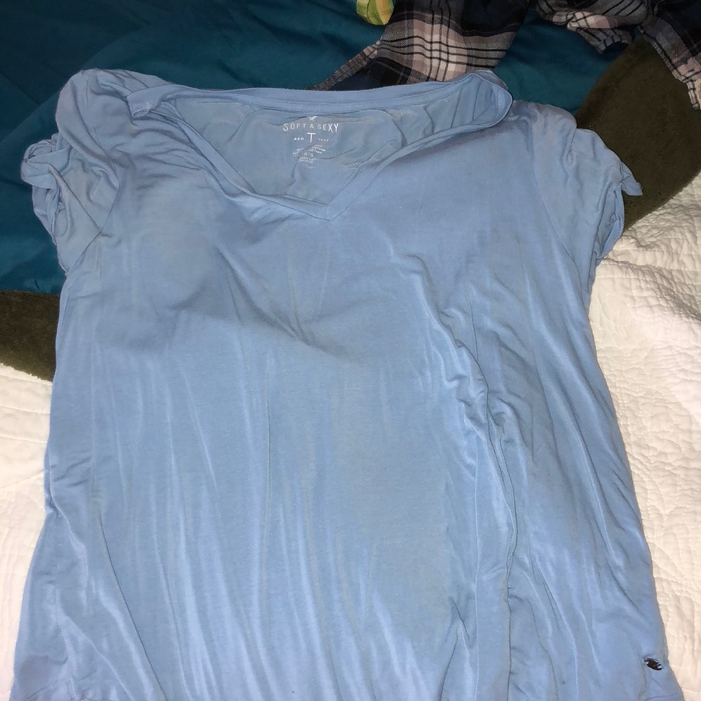 basic baby blue t-shirt